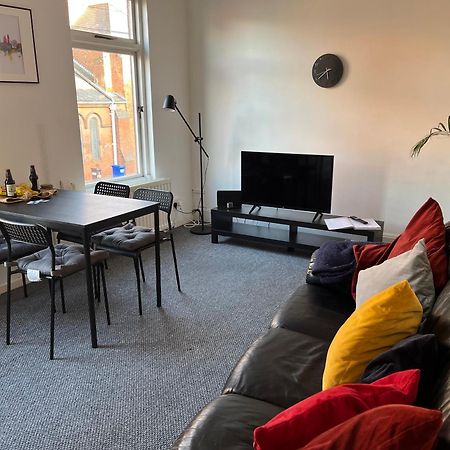 Loganberry Apartment Belfast Luaran gambar
